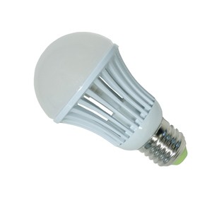 Żarówka LED E27 230V 7W Biały Ciepły 600 lumenów